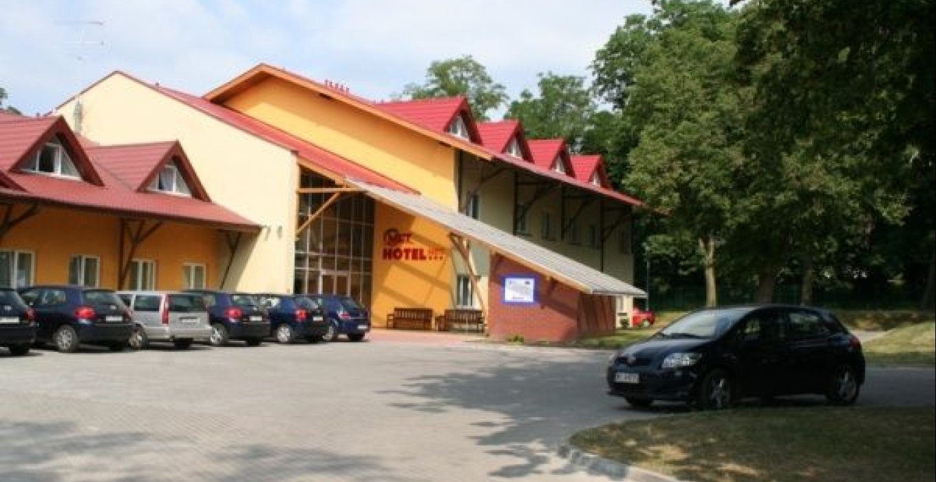 Mickiewiczowskie Centrum Turystyczne - zdjęcie 1 