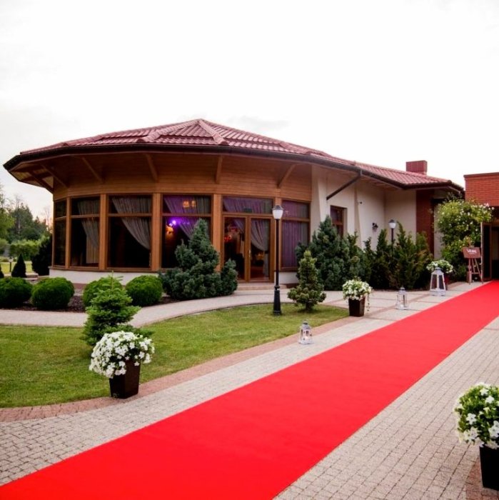 Hotel Chynów - zdjęcie 1 