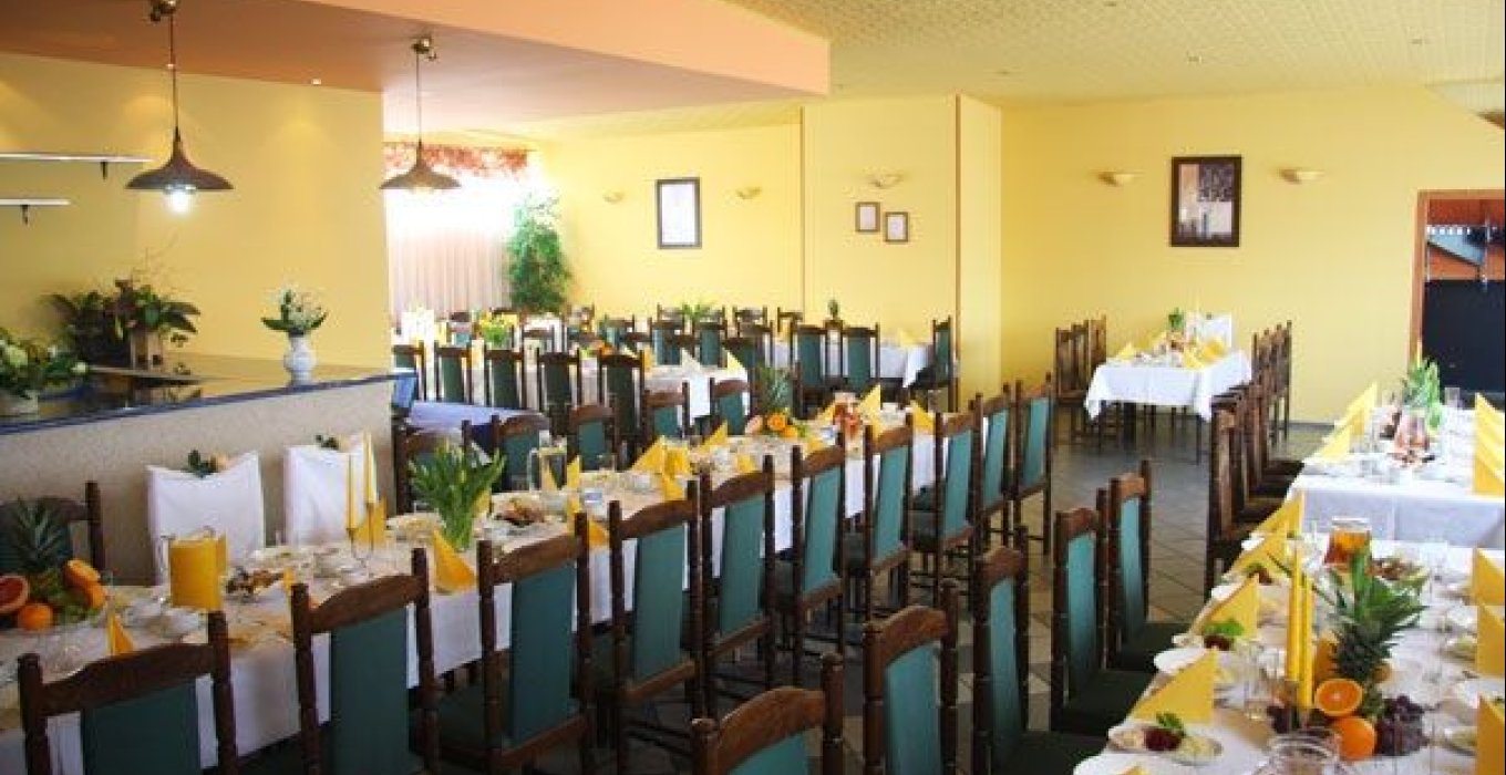 Restauracja Dom Przyjęć Zachęta - zdjęcie 1 