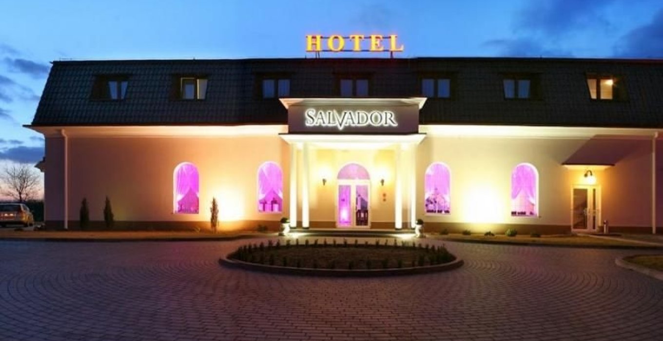Hotel Salvador - zdjęcie 1 