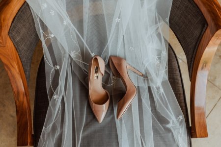 Jak dobrać i gdzie kupić buty do sukni ślubnej?