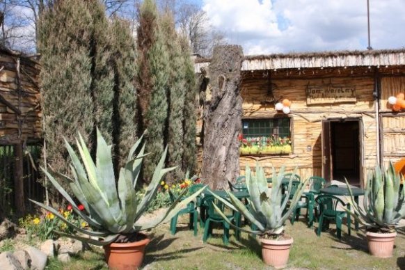 Dom Weselny Pod Akacjami - sale weselne Garlica Murowana 