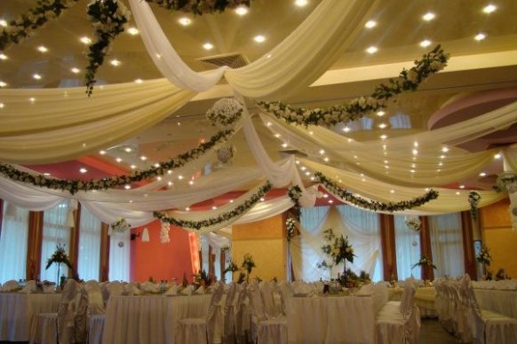 Ośrodek Sportu i Rekreacji Wawrzkowizna - sale weselne Bełchatów 