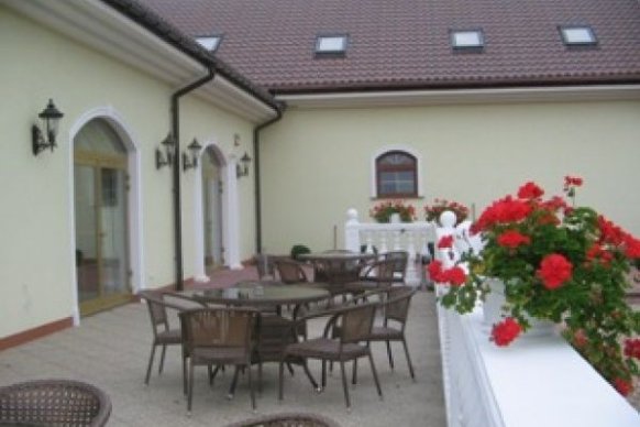 Centrum Bankietowo - Hotelowe Finezja - sale weselne Zakroczym 