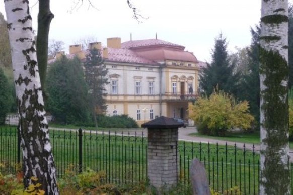 Pałac Starzeńskich - sale weselne Grabownica Starzeńska 