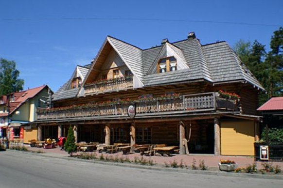 Łebska Chata - sale weselne Łeba 