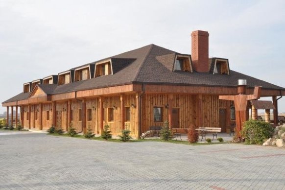 Restauracja Złoty Lotos a teraz Zajazd Kujawski - sale weselne Włocławek 