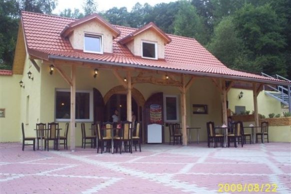 Restauracja Złoty Potok Resort - sale weselne Leśna 