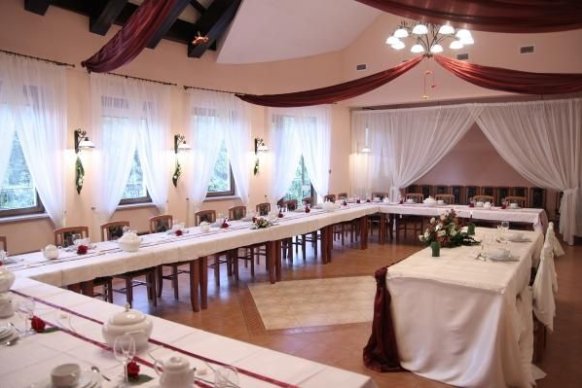 Dwór Franciszków - sale weselne Tłuszcz 