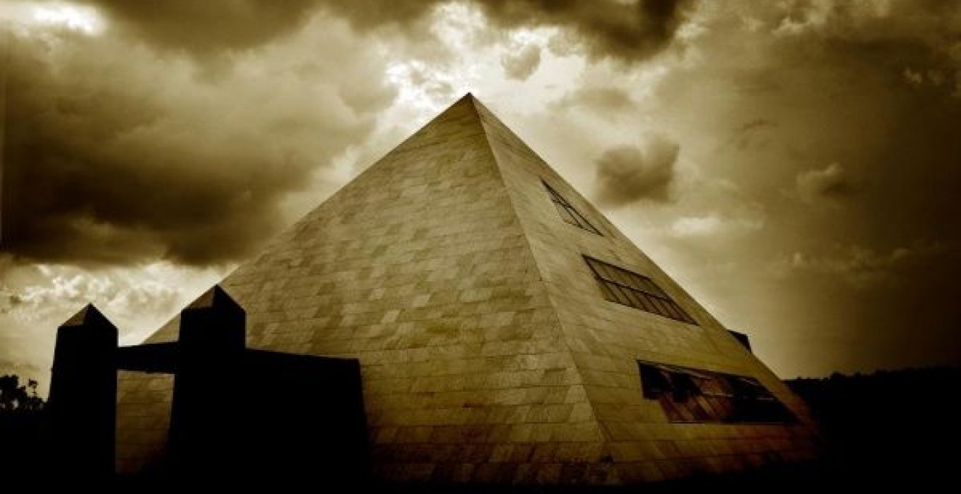 Piramida Horusa - zdjęcie 1 
