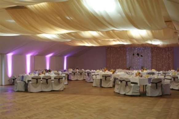 Hotel Lando - sale weselne Bobrowiec 