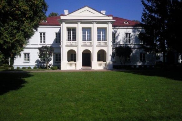 Pałac Zegrzyński - sale weselne Zegrze 