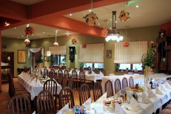 Restauracja Kochanów - sale weselne Kochanów 