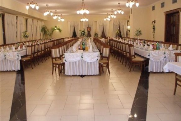 Dwór Biesiadny - sale weselne Konin 