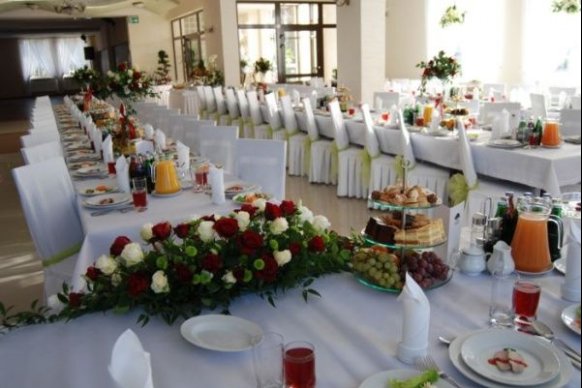 Dworek pod Dębami - sale weselne Nawojowa 