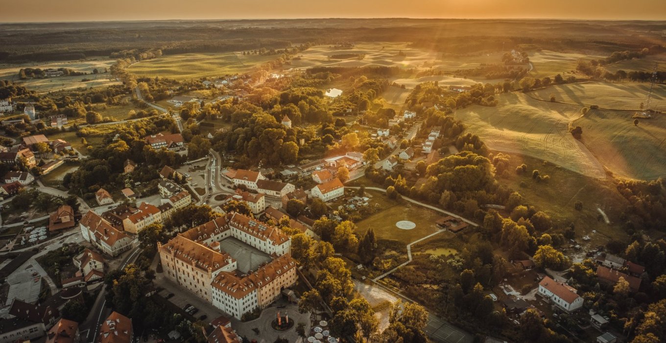 Hotel ZAMEK RYN**** - zdjęcie 1 