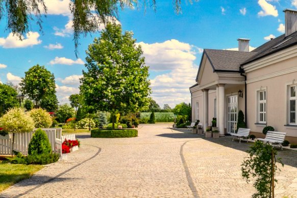 Dom gościnny Nad Stawem - sale weselne Warszawa 