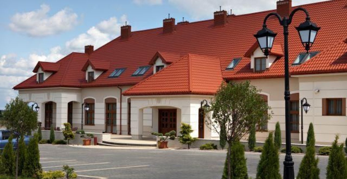 Hotel Trzy Róże - zdjęcie 1 