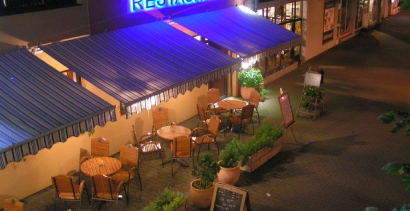 Restauracja Stare i Nowe - zdjęcie 1 