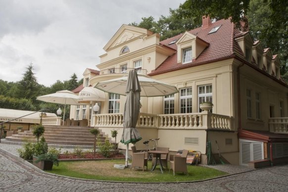 Dworek Admirał - sale weselne Sopot 