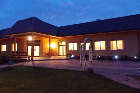 Restauracja Weselna Księżycowa - sale weselne Mińsk Mazowiecki 