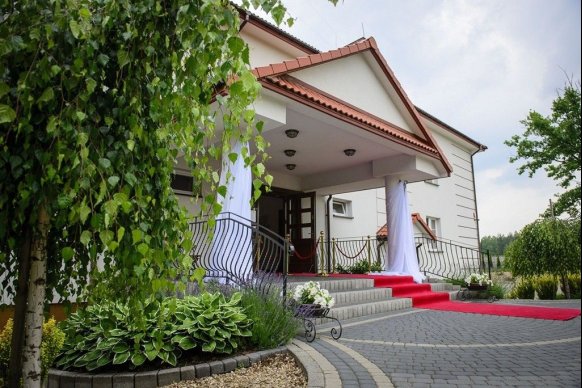 Willa Rosochacz - sale weselne Brody 