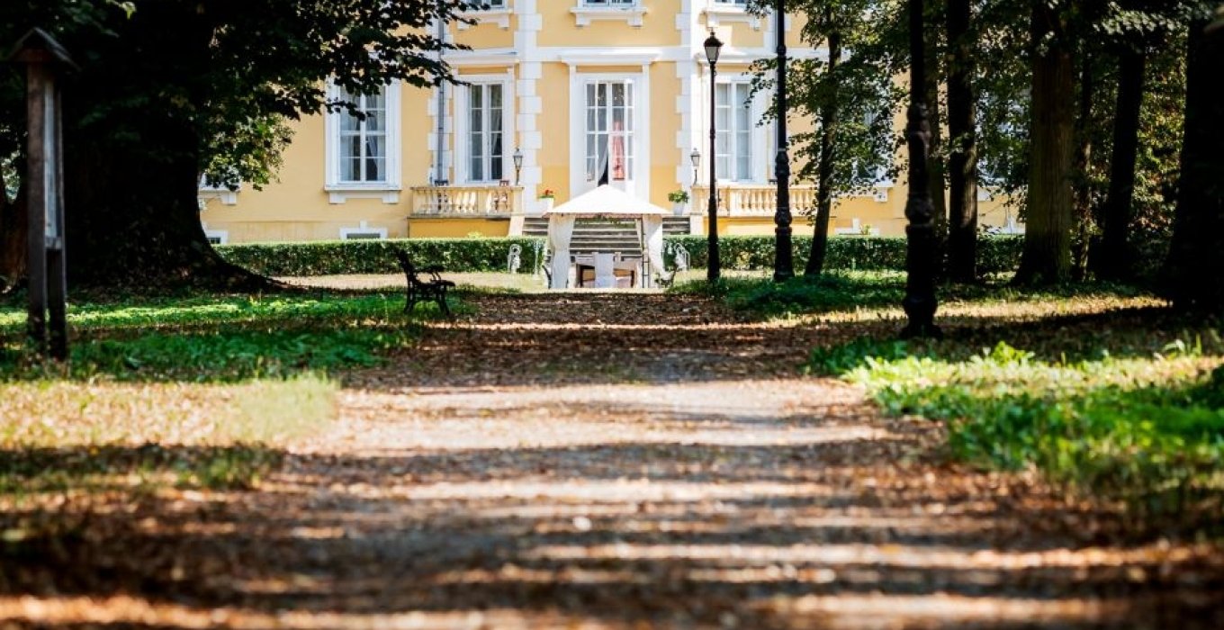 Pałac Racot Kościan hotel, restauracja, opinie