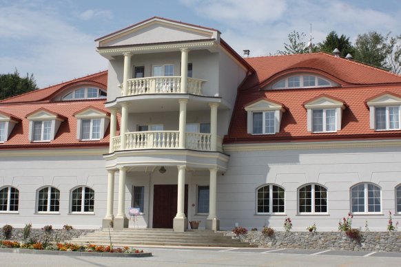 Dwór Maria Antonina - sale weselne Strzyżów 