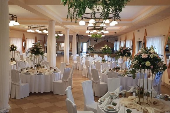 Gościniec Pod Różą - sale weselne Warszawa 