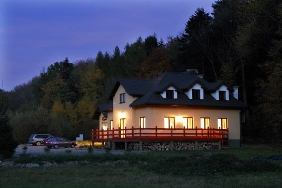 Zajazd Pod Małym Laskiem - sale weselne Nowy Żmigród 