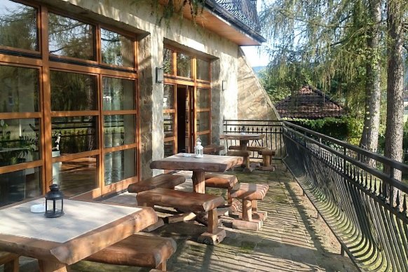 Zajazd Podzamcze - sale weselne Rożnów 