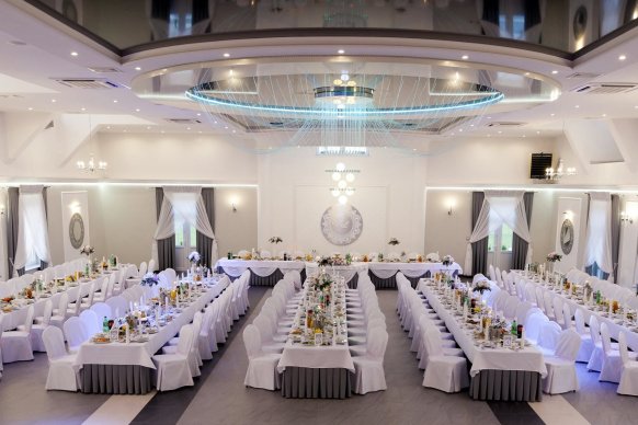 Centrum Konferencyjno-Bankietowe Księżycowy Czar - sale weselne Czerniewice 