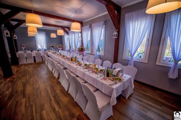 Restauracja Marcowy Zając - sale weselne Warszawa 