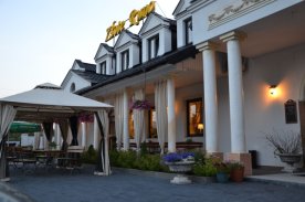 Hotel & Restauracja Złote Runo