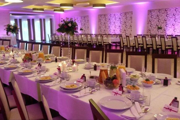 Centrum Bankietowe Specjał - sale weselne Leszno 