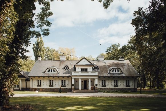 Dworek Separowo - sale weselne Poznań 