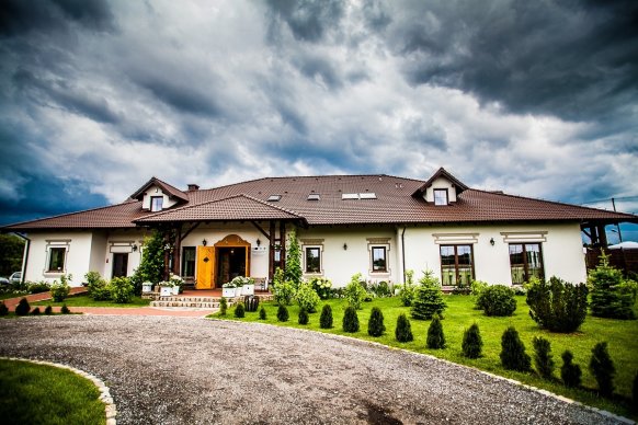 Gościniec Winnica - sale weselne Sławica 