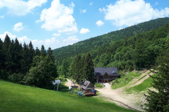 Bukowa Chata - sale weselne Jugów 