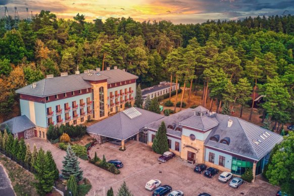 Hotel 4 Pory Roku - sale weselne Gdańsk 