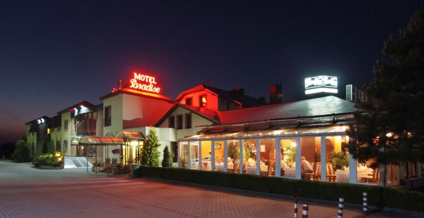 Motel i Resturacja Paradise - zdjęcie 1 