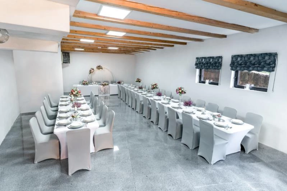 Ośrodek Wypoczynkowy Rzeczka - sale weselne Wałbrzych 