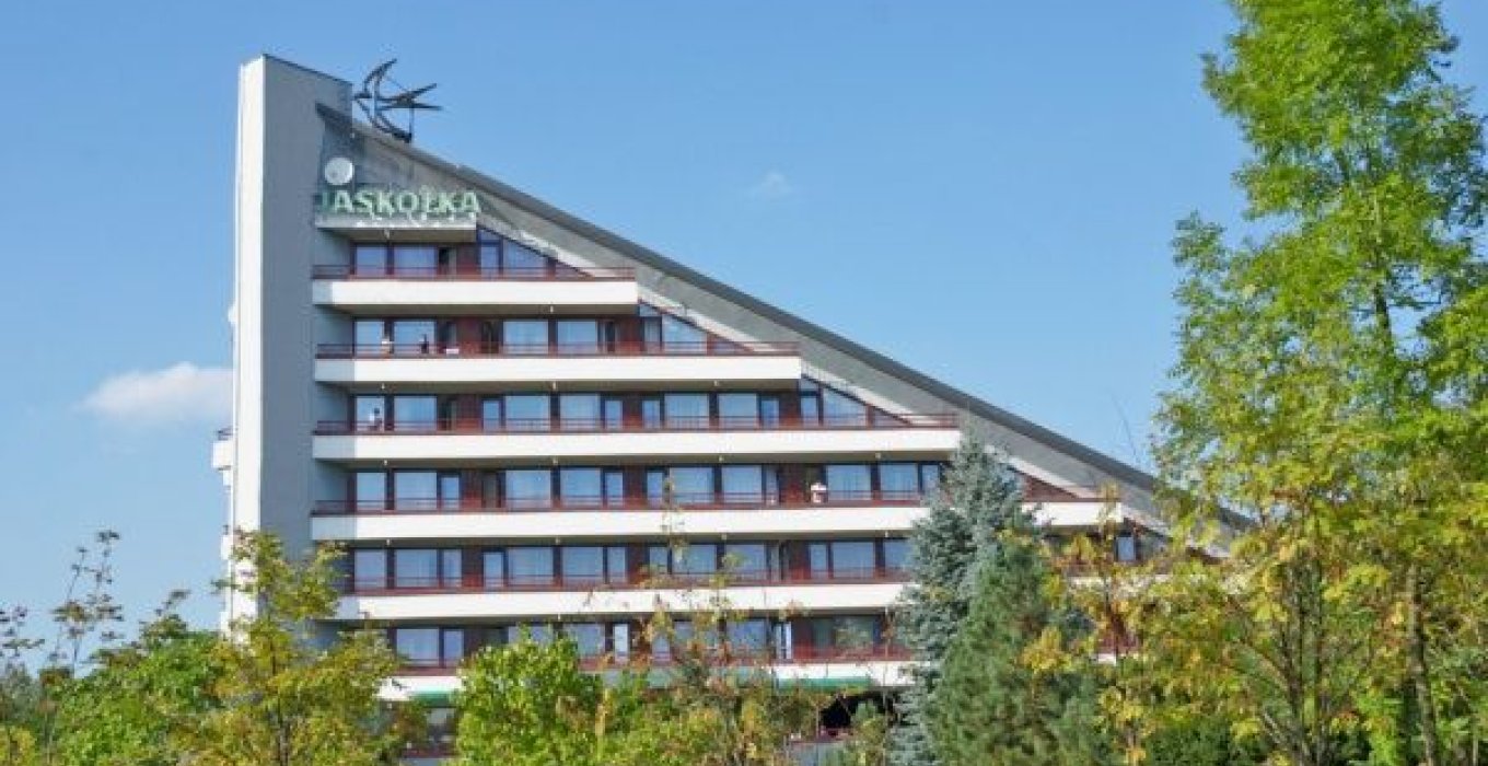 Hotel Jaskółka - zdjęcie 1 