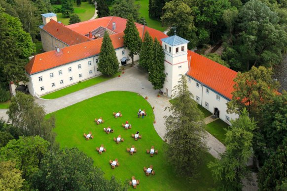 Hotel Zamek Na Skale **** - sale weselne Lądek Zdrój 