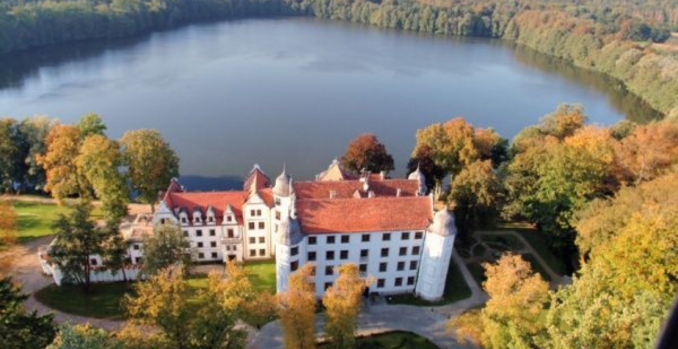 Hotel Podewils  Zamek Rycerski z XV w. w Krągu - zdjęcie 1 